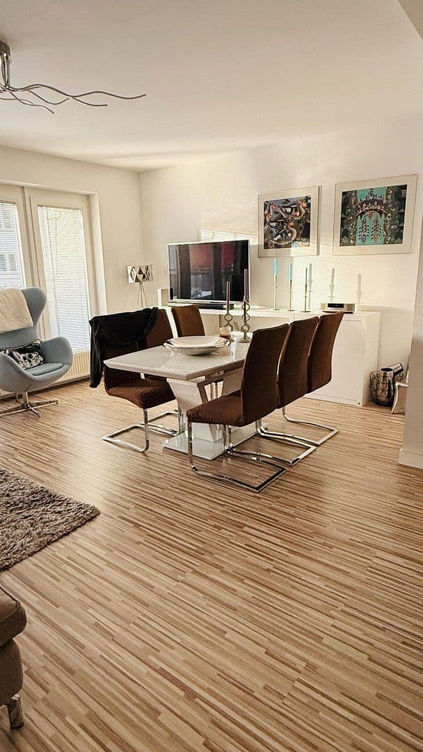 Predaj bytu 3-izbový 90 m², Frankfurt, Hesensko Predaj bytu 3-izbový 90 m², Frankfurt, Hesensko