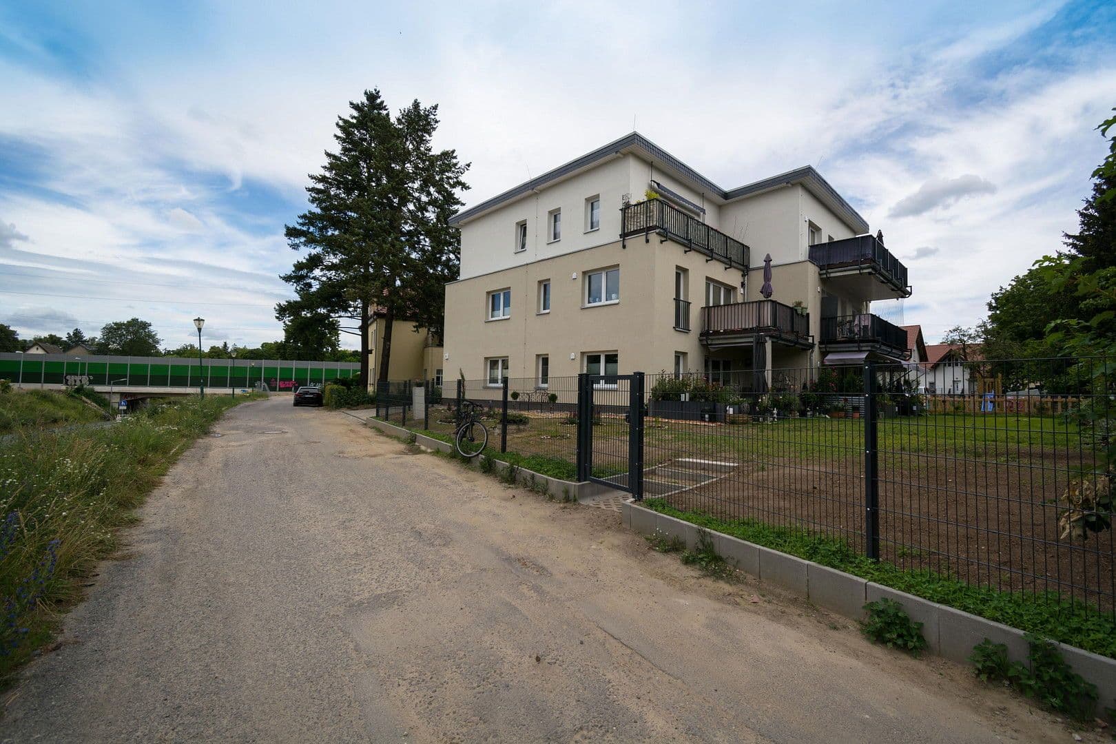 Prenájom bytu 3-izbový 93 m², Karl-Marx-Straße 8, Hohen Neuendorf, Brandenbursko Prenájom bytu 3-izbový 93 m², Karl-Marx-Straße 8, Hohen Neuendorf, Brandenbursko