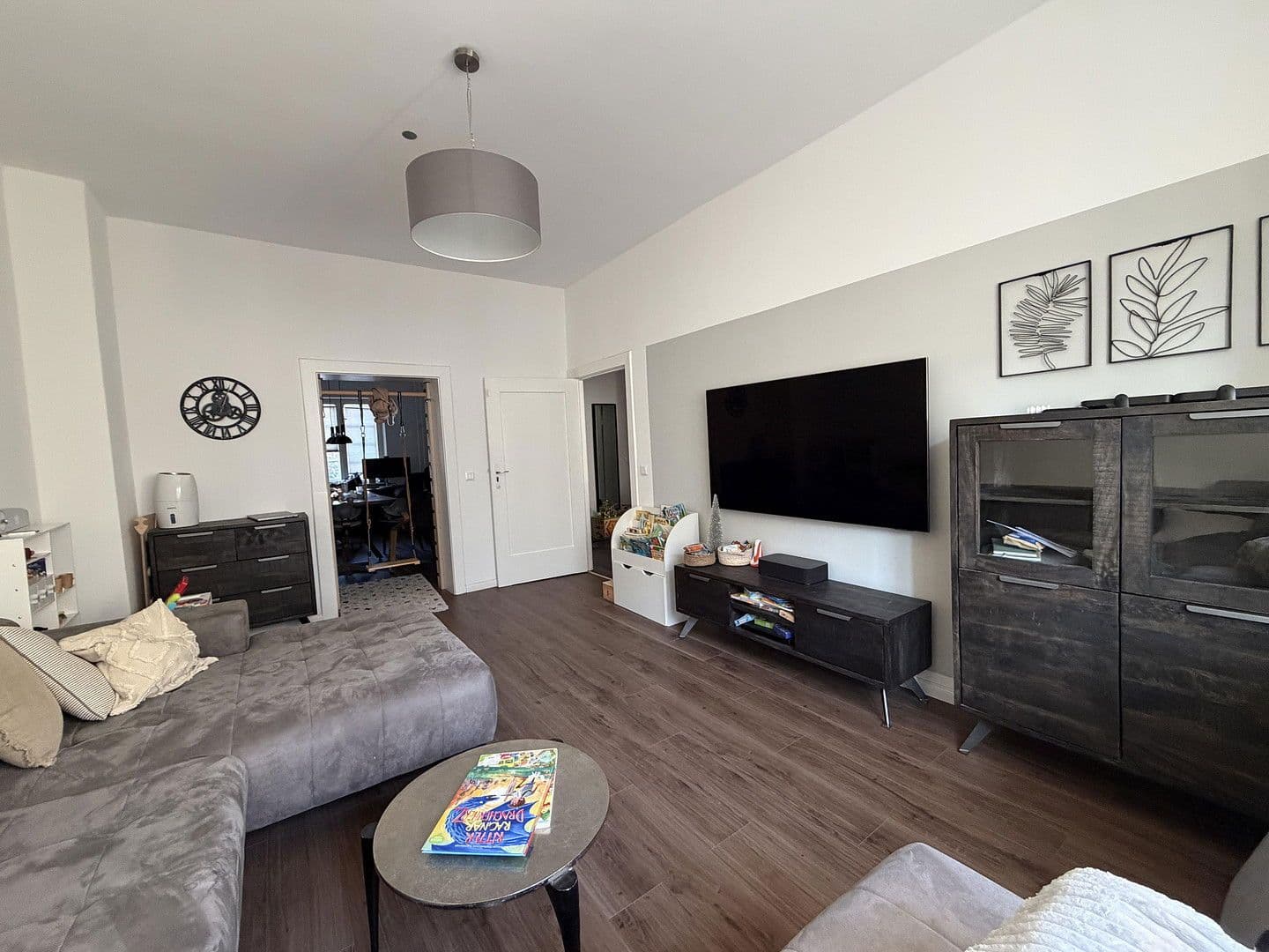 Predaj bytu 3-izbový 91 m², Berlin, Berlín Predaj bytu 3-izbový 91 m², Berlin, Berlín