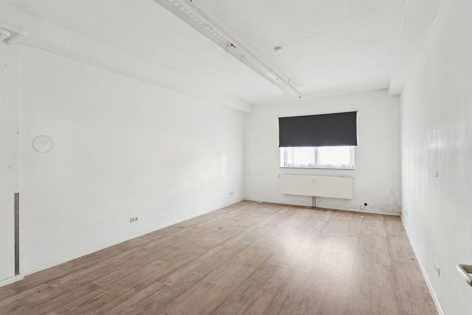 Predaj domu 443 m², pozemek 1.079 m², Ottobeurer Straße 17, Markt Rettenbach, Bavorsko Predaj domu 443 m², pozemek 1.079 m², Ottobeurer Straße 17, Markt Rettenbach, Bavorsko