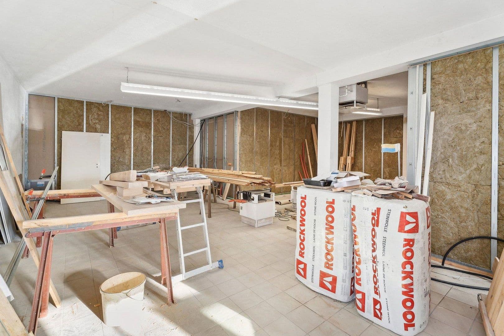 Predaj domu 443 m², pozemek 1.079 m², Ottobeurer Straße 17, Markt Rettenbach, Bavorsko Predaj domu 443 m², pozemek 1.079 m², Ottobeurer Straße 17, Markt Rettenbach, Bavorsko