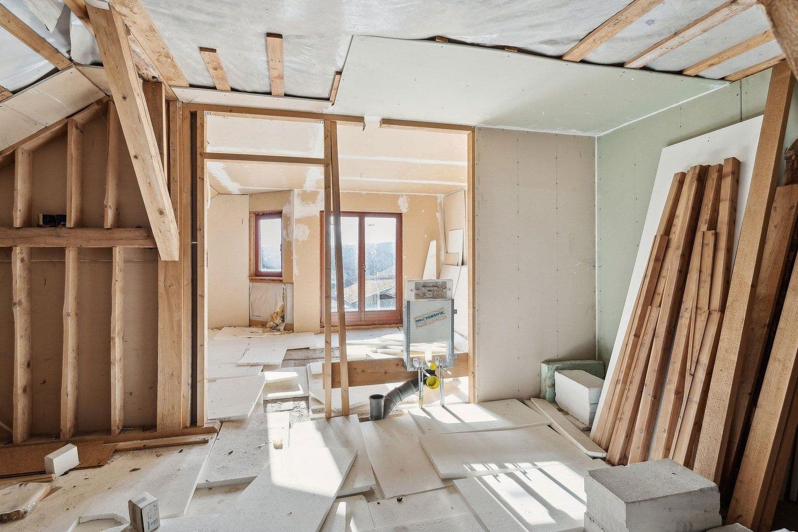 Predaj domu 443 m², pozemek 1.079 m², Ottobeurer Straße 17, Markt Rettenbach, Bavorsko Predaj domu 443 m², pozemek 1.079 m², Ottobeurer Straße 17, Markt Rettenbach, Bavorsko