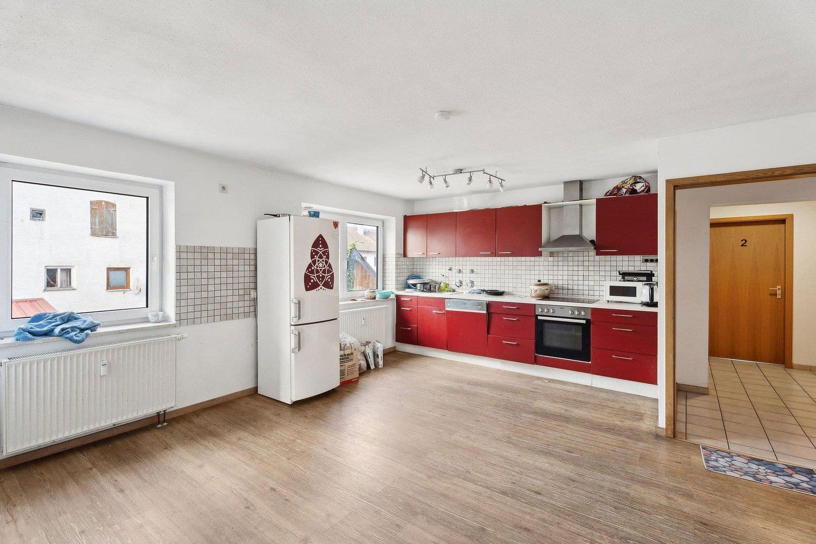 Predaj domu 443 m², pozemek 1.079 m², Ottobeurer Straße 17, Markt Rettenbach, Bavorsko Predaj domu 443 m², pozemek 1.079 m², Ottobeurer Straße 17, Markt Rettenbach, Bavorsko