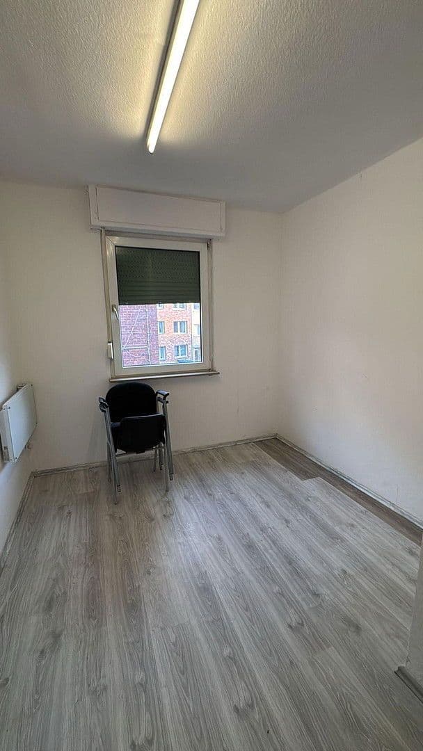 Prenájom kancelárie 12 m², Bahnhofstr 48, Alsdorf, Severné Porýnie - Westfálsko Prenájom kancelárie 12 m², Bahnhofstr 48, Alsdorf, Severné Porýnie - Westfálsko