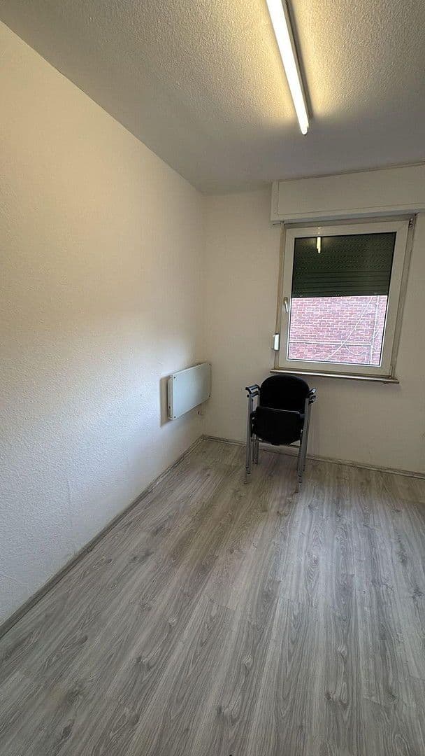 Prenájom kancelárie 12 m², Bahnhofstr 48, Alsdorf, Severné Porýnie - Westfálsko Prenájom kancelárie 12 m², Bahnhofstr 48, Alsdorf, Severné Porýnie - Westfálsko