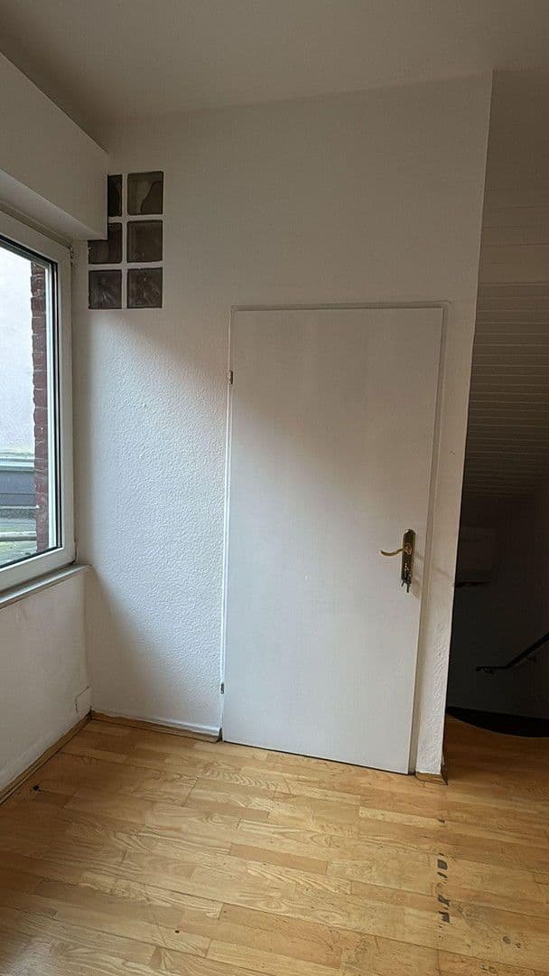 Prenájom kancelárie 12 m², Bahnhofstr 48, Alsdorf, Severné Porýnie - Westfálsko Prenájom kancelárie 12 m², Bahnhofstr 48, Alsdorf, Severné Porýnie - Westfálsko