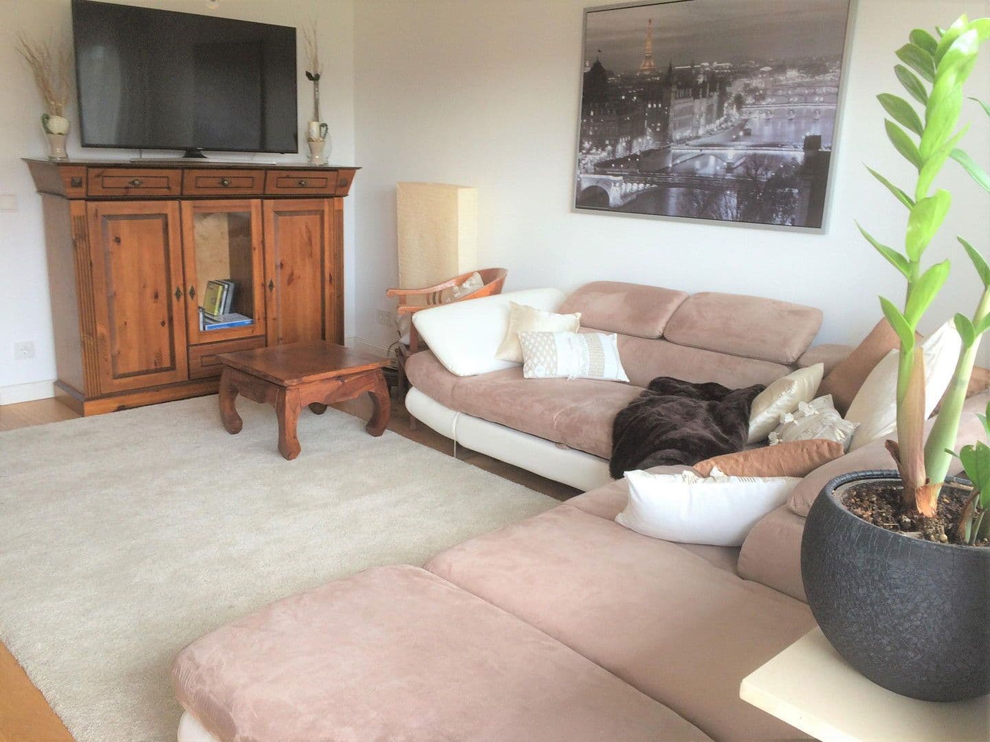 Prenájom bytu 3-izbový 86 m², Ca, Mannheim, Bádensko-Wurttembersko Prenájom bytu 3-izbový 86 m², Ca, Mannheim, Bádensko-Wurttembersko