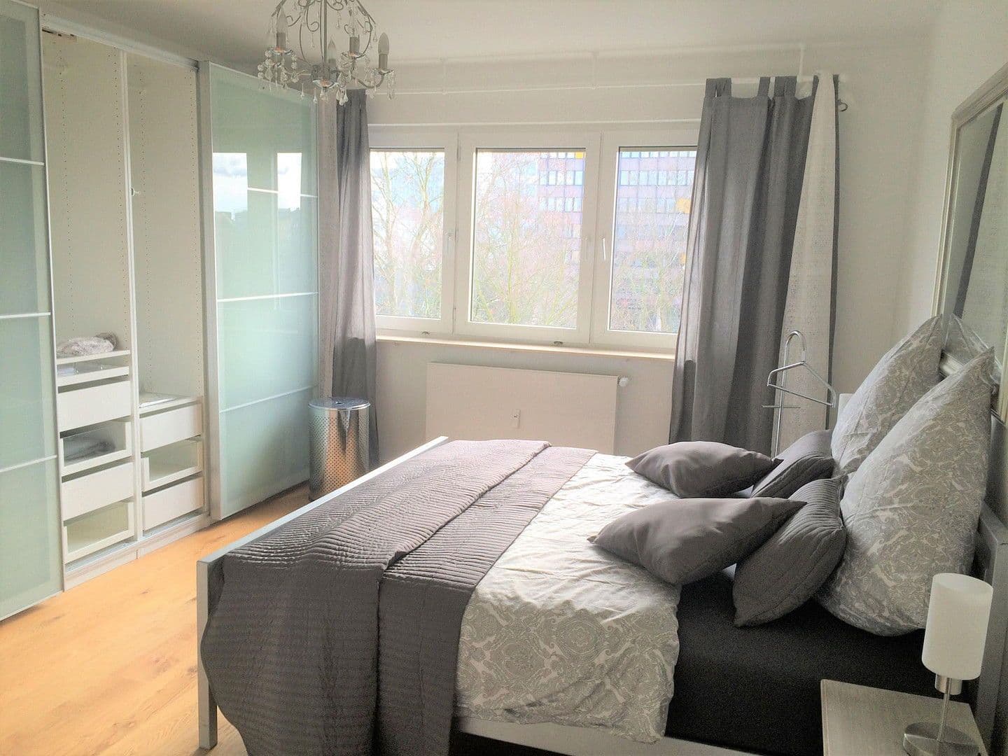 Prenájom bytu 3-izbový 86 m², Ca, Mannheim, Bádensko-Wurttembersko Prenájom bytu 3-izbový 86 m², Ca, Mannheim, Bádensko-Wurttembersko