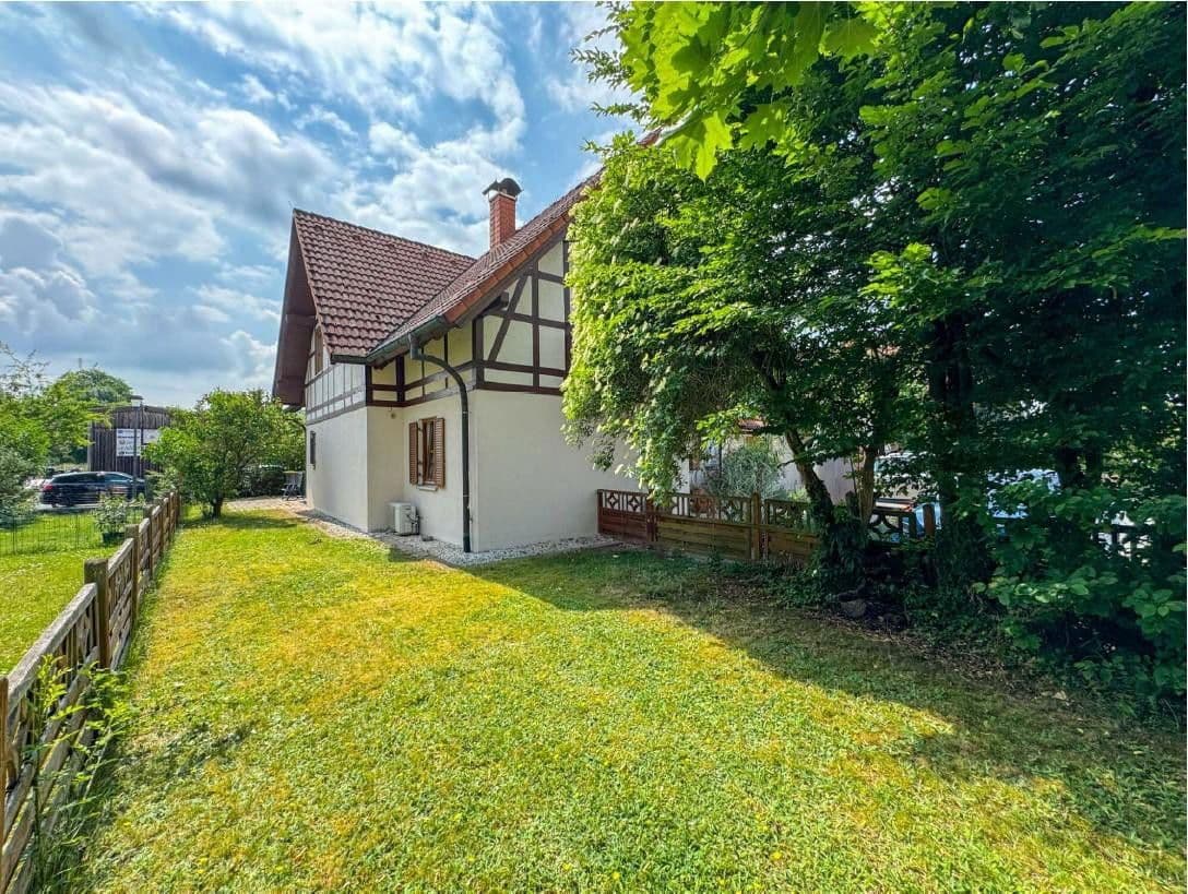 Prenájom kancelárie 150 m², Hutstraße 15,, Itzgrund, Bavorsko Prenájom kancelárie 150 m², Hutstraße 15,, Itzgrund, Bavorsko