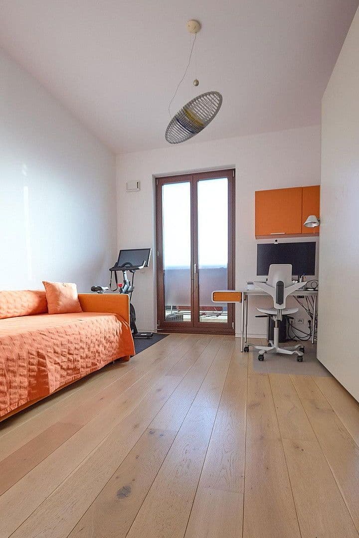 Predaj bytu 4-izbový 144 m², Frankfurt am Main, Hesensko Predaj bytu 4-izbový 144 m², Frankfurt am Main, Hesensko