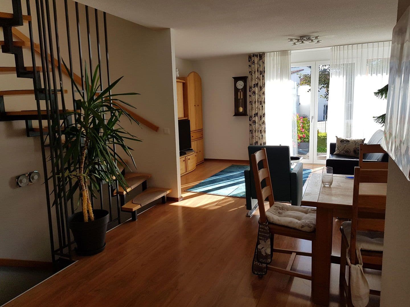 Predaj domu 146 m², pozemek 264 m², Singen (Hohentwiel), Bádensko-Wurttembersko Predaj domu 146 m², pozemek 264 m², Singen (Hohentwiel), Bádensko-Wurttembersko