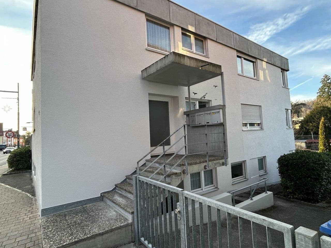 Predaj domu 272 m², pozemek 593 m², Schopfheimerstraße 13, Lörrach, Bádensko-Wurttembersko Predaj domu 272 m², pozemek 593 m², Schopfheimerstraße 13, Lörrach, Bádensko-Wurttembersko