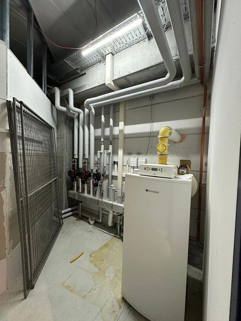 Prenájom nebytového priestoru 22.000 m², Steinbergstr. 3, Leipzig, Leipzig OT Holzhausen, Sasko Prenájom nebytového priestoru 22.000 m², Steinbergstr. 3, Leipzig, Leipzig OT Holzhausen, Sasko