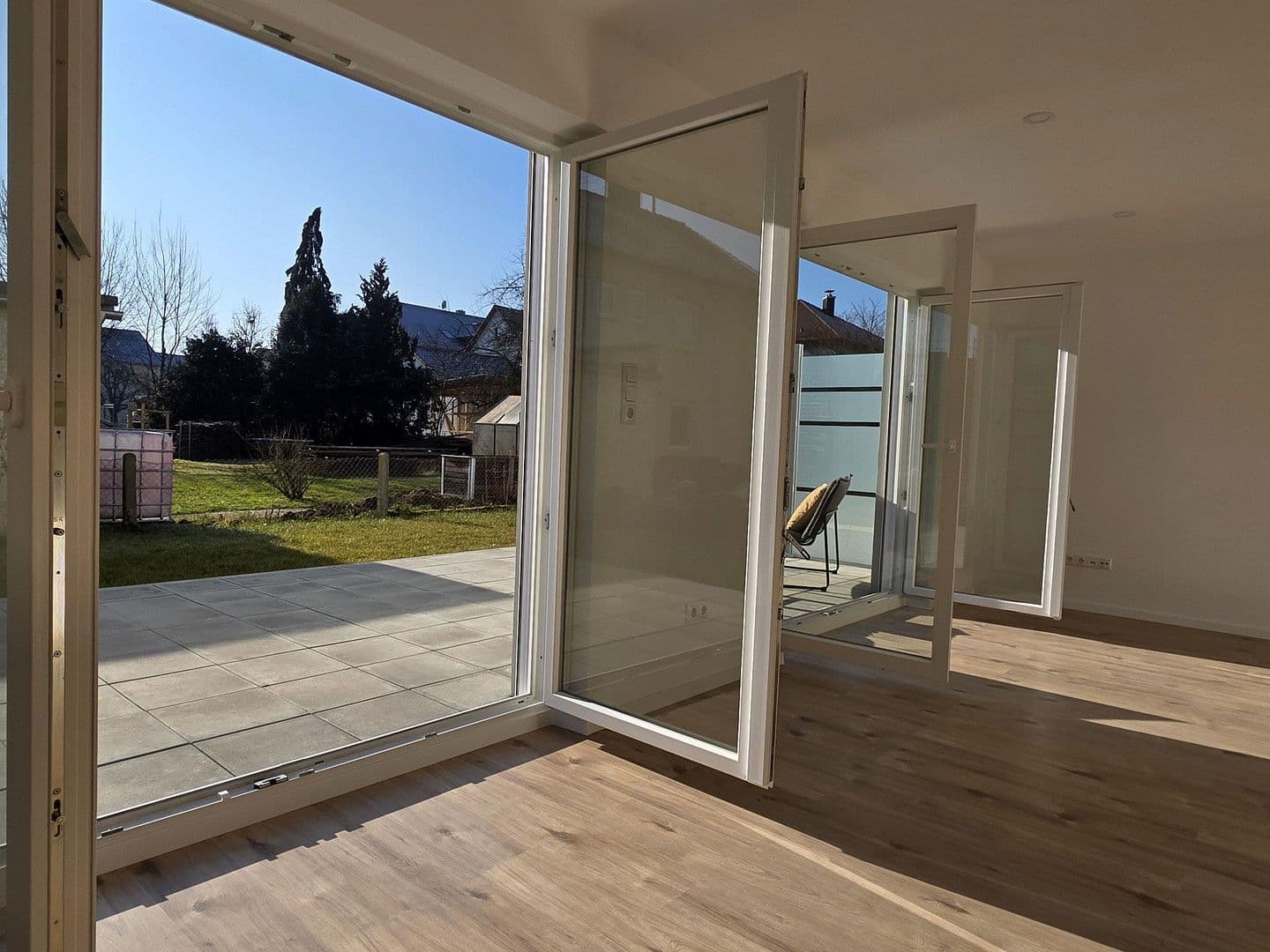 Predaj domu 160 m², pozemek 325 m², Am Steinriesel 11, Altenmünster, Bavorsko Predaj domu 160 m², pozemek 325 m², Am Steinriesel 11, Altenmünster, Bavorsko