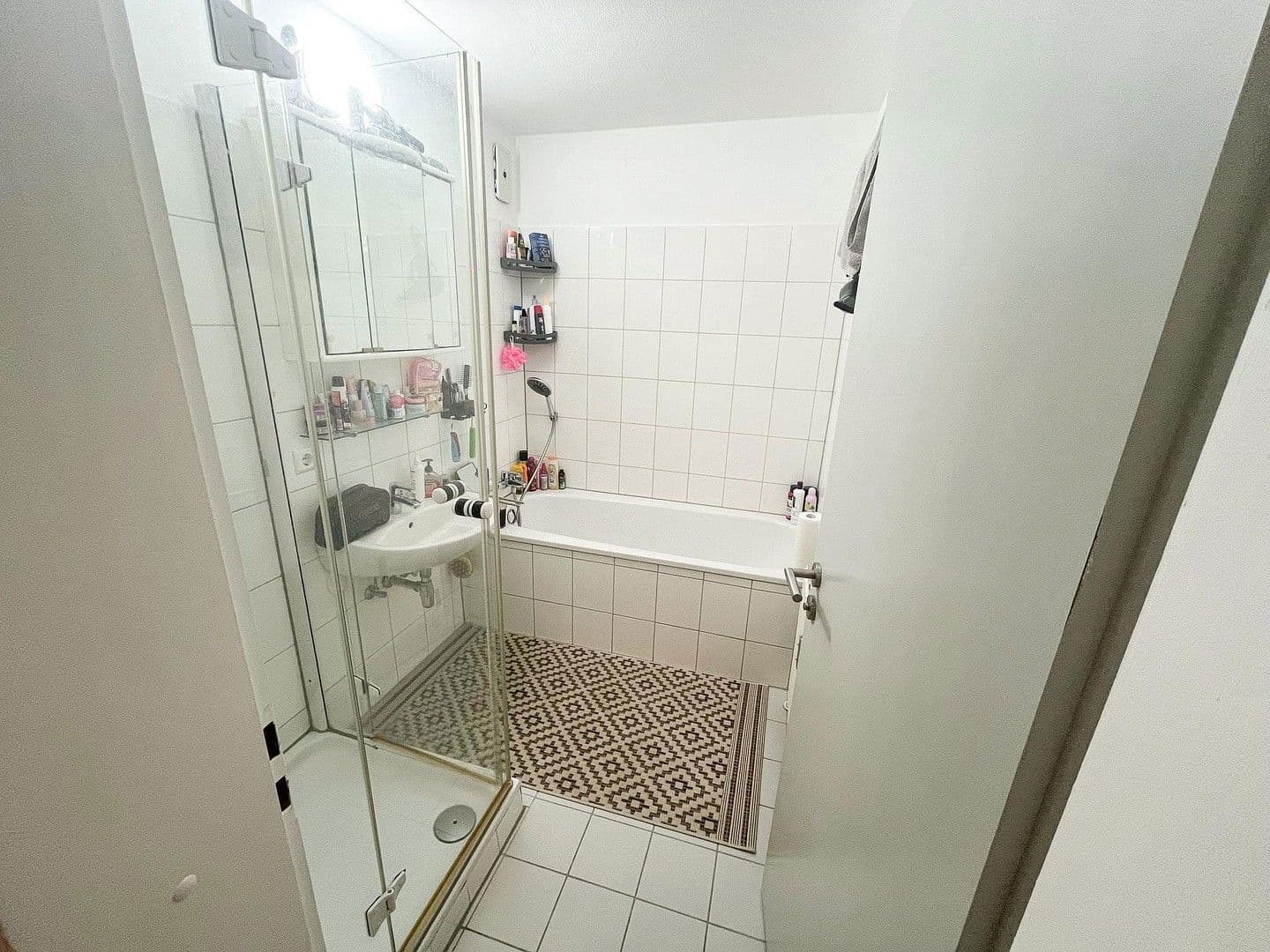 Prenájom bytu 3-izbový 84 m², Rosenbergstraße 44, Heilbronn, Bádensko-Wurttembersko Prenájom bytu 3-izbový 84 m², Rosenbergstraße 44, Heilbronn, Bádensko-Wurttembersko