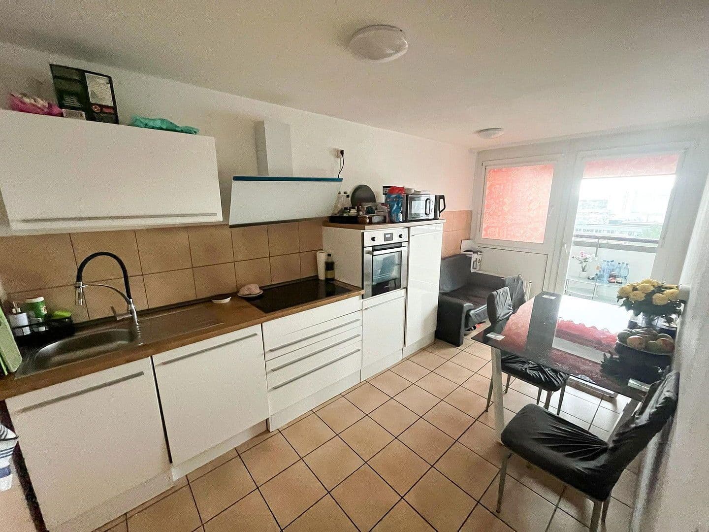 Prenájom bytu 3-izbový 84 m², Rosenbergstraße 44, Heilbronn, Bádensko-Wurttembersko Prenájom bytu 3-izbový 84 m², Rosenbergstraße 44, Heilbronn, Bádensko-Wurttembersko