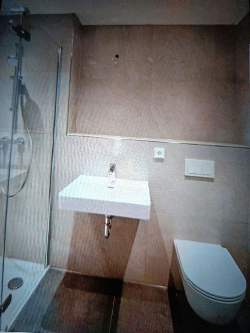 Prenájom bytu 2-izbový 69 m², Dresden, Sasko Prenájom bytu 2-izbový 69 m², Dresden, Sasko