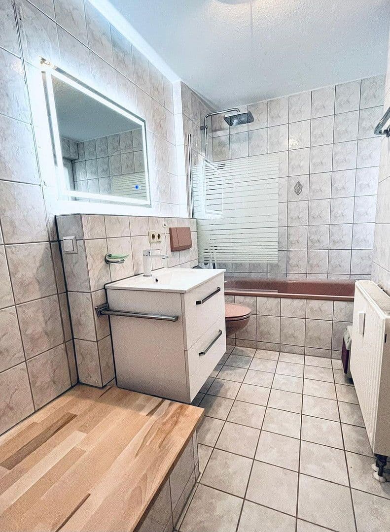 Prenájom bytu 2-izbový 61 m², Friedrichstraße 46, Denkendorf, Bádensko-Wurttembersko Prenájom bytu 2-izbový 61 m², Friedrichstraße 46, Denkendorf, Bádensko-Wurttembersko