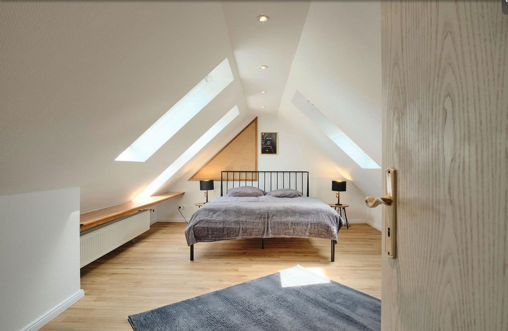 Predaj bytu 6-izbový 177 m², Mittelweg 47, Stuhr, Dolné Sasko Predaj bytu 6-izbový 177 m², Mittelweg 47, Stuhr, Dolné Sasko