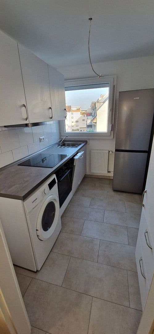 Prenájom bytu 3-izbový 50 m², Bibienastraße, Mannheim, Bádensko-Wurttembersko Prenájom bytu 3-izbový 50 m², Bibienastraße, Mannheim, Bádensko-Wurttembersko