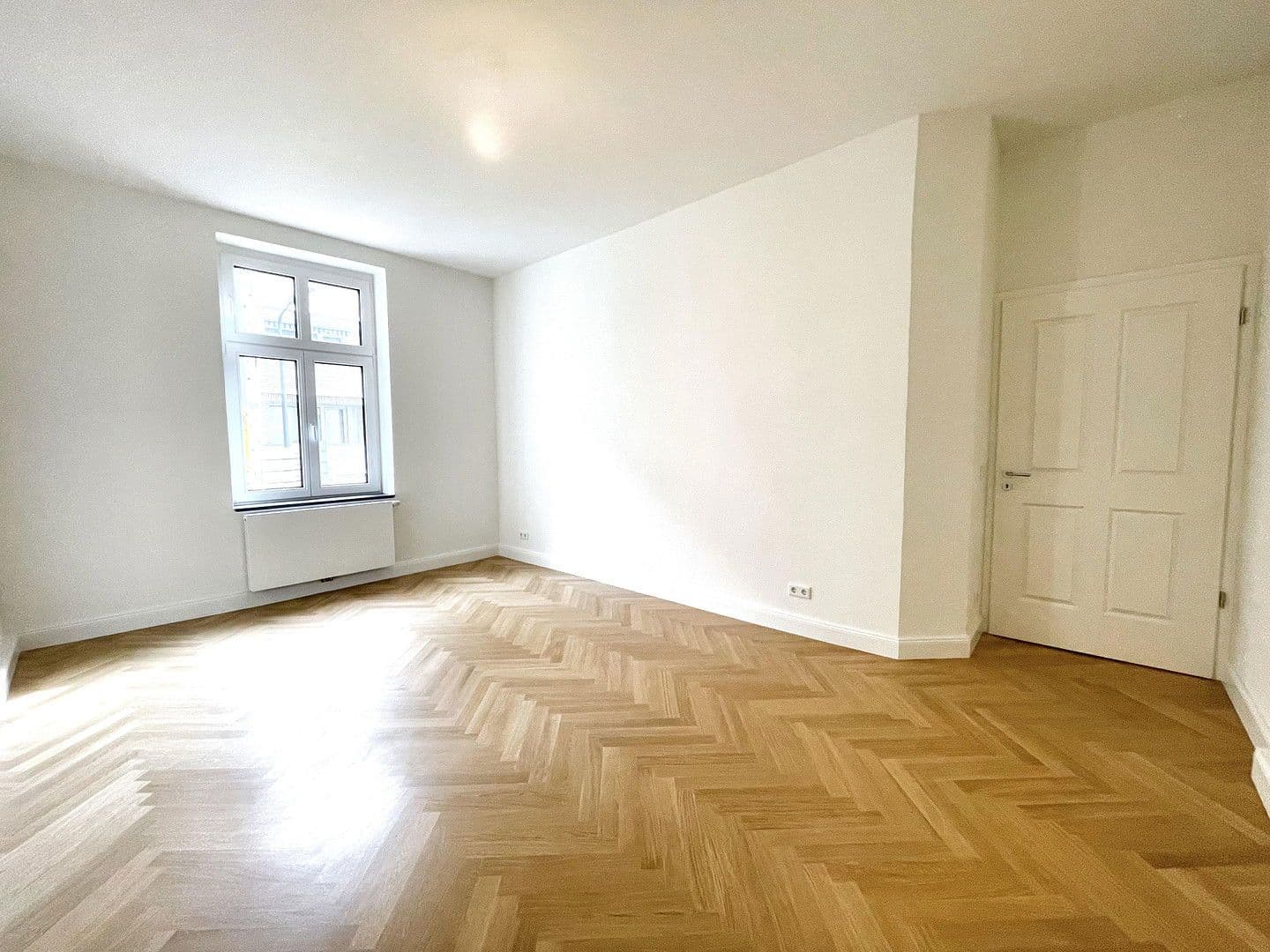 Predaj bytu 3-izbový 71 m², Düsseldorf, Severné Porýnie - Westfálsko Predaj bytu 3-izbový 71 m², Düsseldorf, Severné Porýnie - Westfálsko
