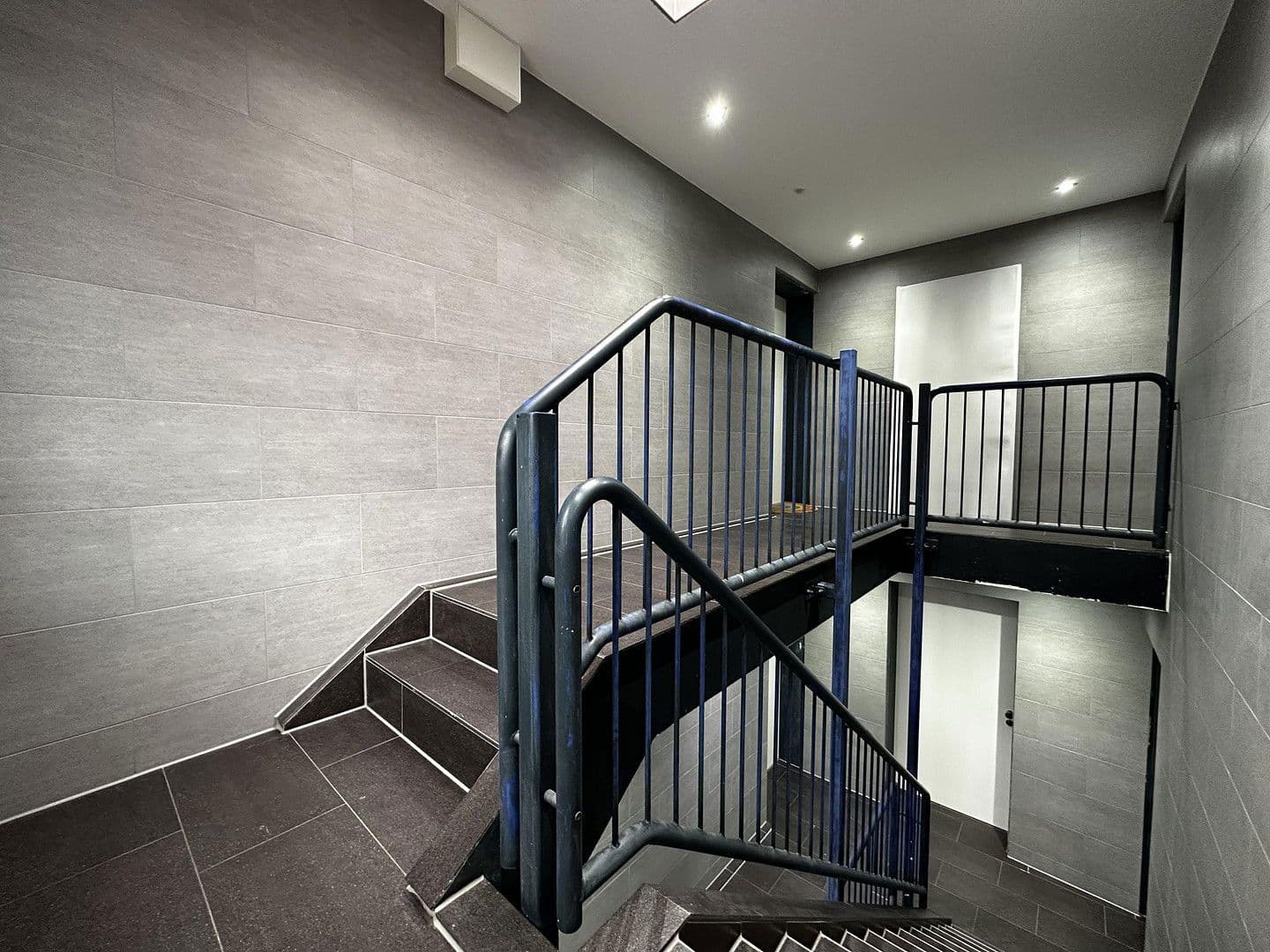 Predaj domu 1.236 m², pozemek 1.170 m², Übacher Weg 121 + 123, Alsdorf, Severné Porýnie - Westfálsko Predaj domu 1.236 m², pozemek 1.170 m², Übacher Weg 121 + 123, Alsdorf, Severné Porýnie - Westfálsko