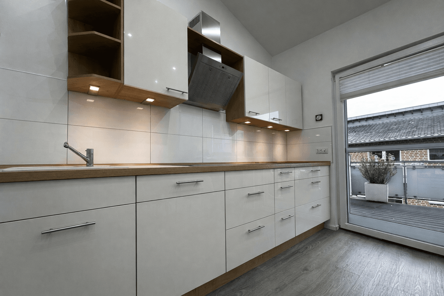 Predaj domu 640 m², pozemek 1.442 m², Bergmannsweg 76, Baesweiler, Severné Porýnie - Westfálsko Predaj domu 640 m², pozemek 1.442 m², Bergmannsweg 76, Baesweiler, Severné Porýnie - Westfálsko