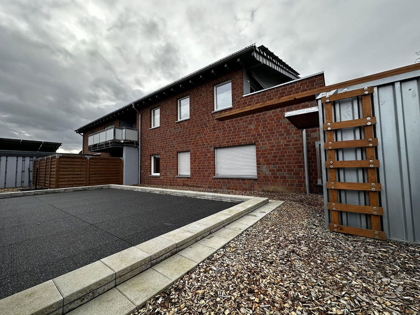 Predaj domu 640 m², pozemek 1.442 m², Bergmannsweg 76, Baesweiler, Severné Porýnie - Westfálsko Predaj domu 640 m², pozemek 1.442 m², Bergmannsweg 76, Baesweiler, Severné Porýnie - Westfálsko