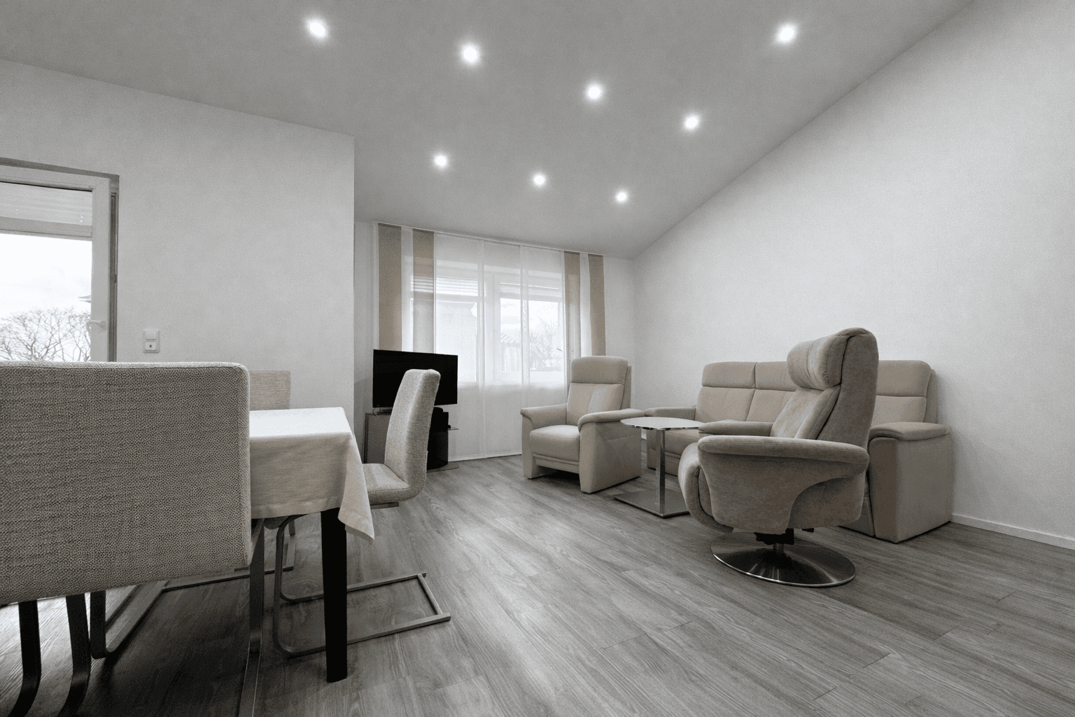 Predaj domu 640 m², pozemek 1.442 m², Bergmannsweg 76, Baesweiler, Severné Porýnie - Westfálsko Predaj domu 640 m², pozemek 1.442 m², Bergmannsweg 76, Baesweiler, Severné Porýnie - Westfálsko