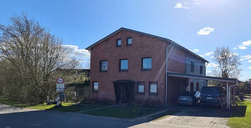 Predaj domu 285 m², pozemek 12.500 m², Neuengörs, Šlezvicko-Holštajnsko Predaj domu 285 m², pozemek 12.500 m², Neuengörs, Šlezvicko-Holštajnsko