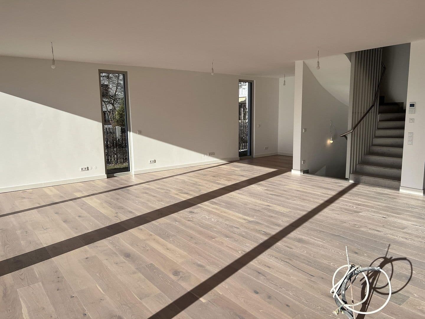 Predaj domu 215 m², pozemek 250 m², Planegg, Bavorsko Predaj domu 215 m², pozemek 250 m², Planegg, Bavorsko