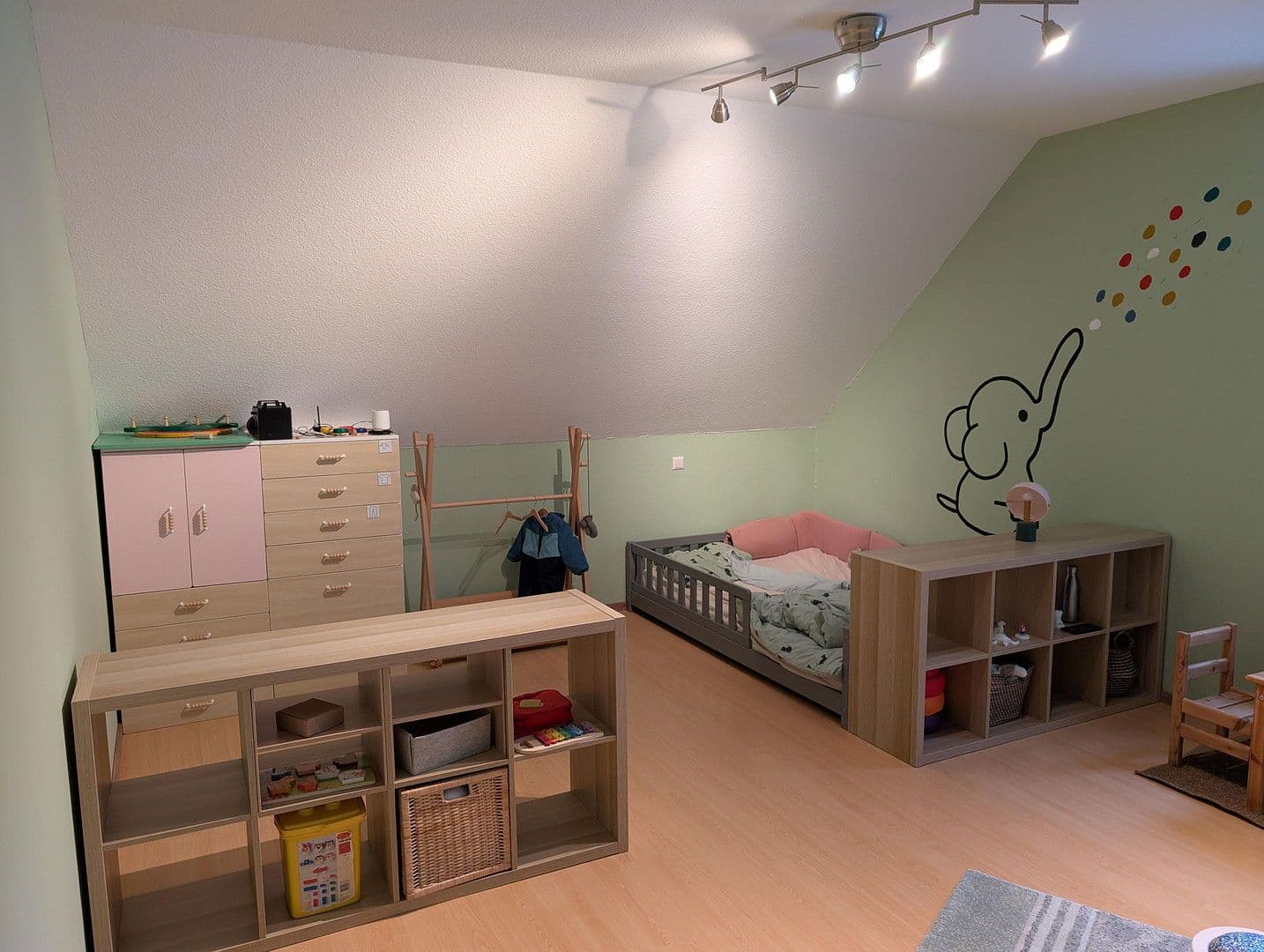 Predaj bytu 4-izbový 135 m², Enkenbach-Alsenborn, Porýnie-Falcko Predaj bytu 4-izbový 135 m², Enkenbach-Alsenborn, Porýnie-Falcko