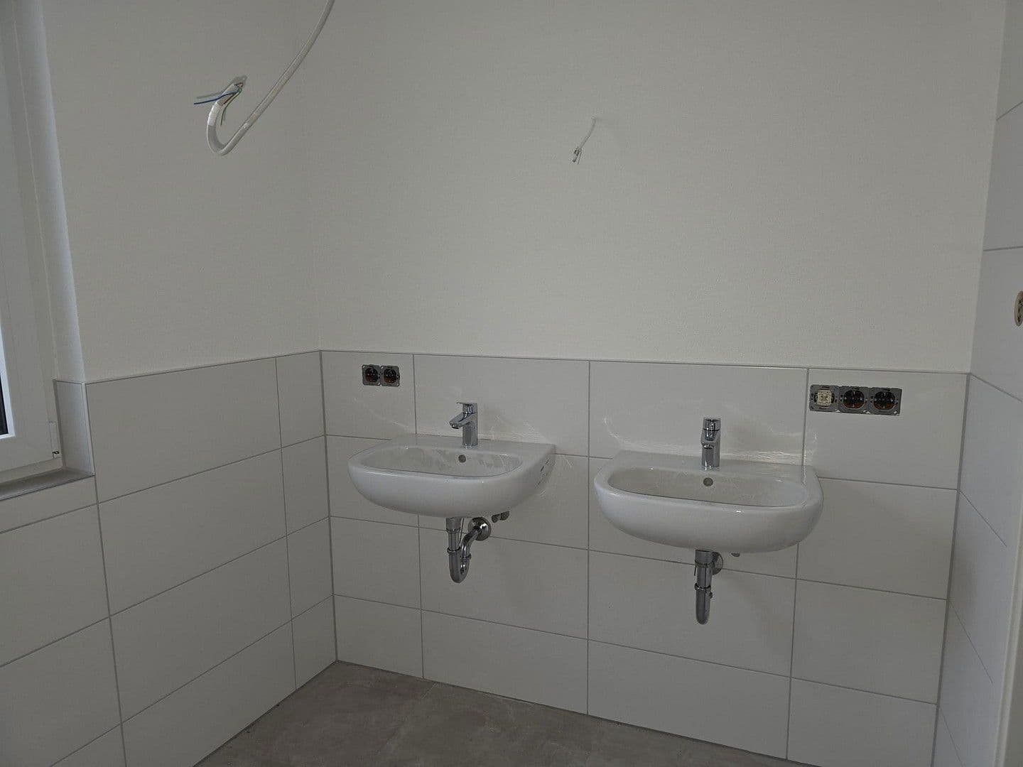 Prenájom bytu 4-izbový 127 m², Eberstadt, Bádensko-Wurttembersko Prenájom bytu 4-izbový 127 m², Eberstadt, Bádensko-Wurttembersko