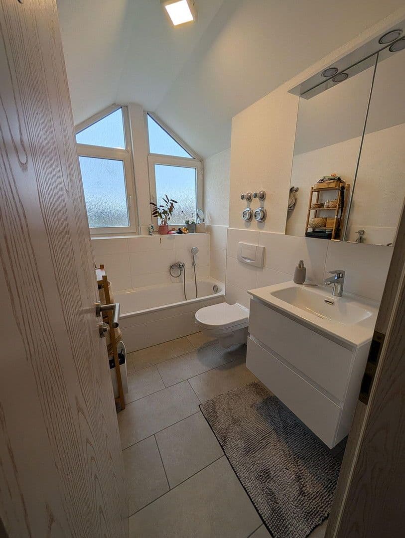 Predaj bytu 3-izbový 70 m², Mühlheim am Main, Hesensko Predaj bytu 3-izbový 70 m², Mühlheim am Main, Hesensko