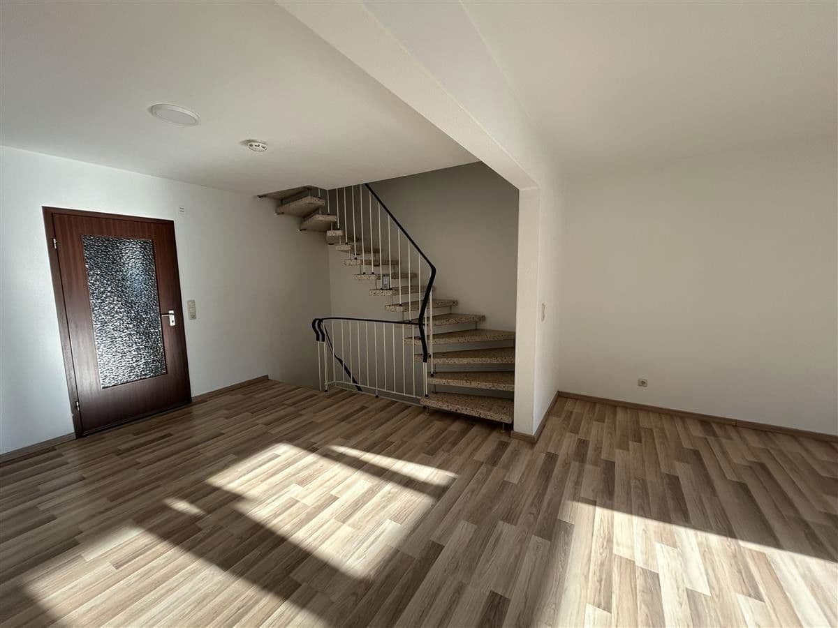 Prenájom domu 127 m², pozemek 100 m², Hanau, Hesensko Prenájom domu 127 m², pozemek 100 m², Hanau, Hesensko