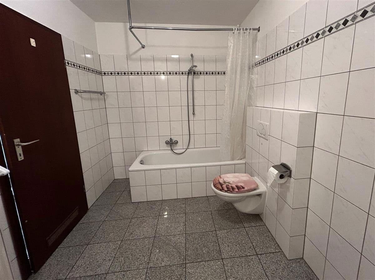 Prenájom domu 127 m², pozemek 100 m², Hanau, Hesensko Prenájom domu 127 m², pozemek 100 m², Hanau, Hesensko