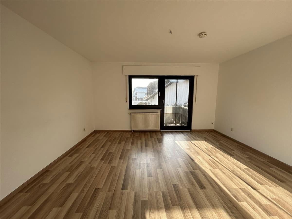 Prenájom domu 127 m², pozemek 100 m², Hanau, Hesensko Prenájom domu 127 m², pozemek 100 m², Hanau, Hesensko