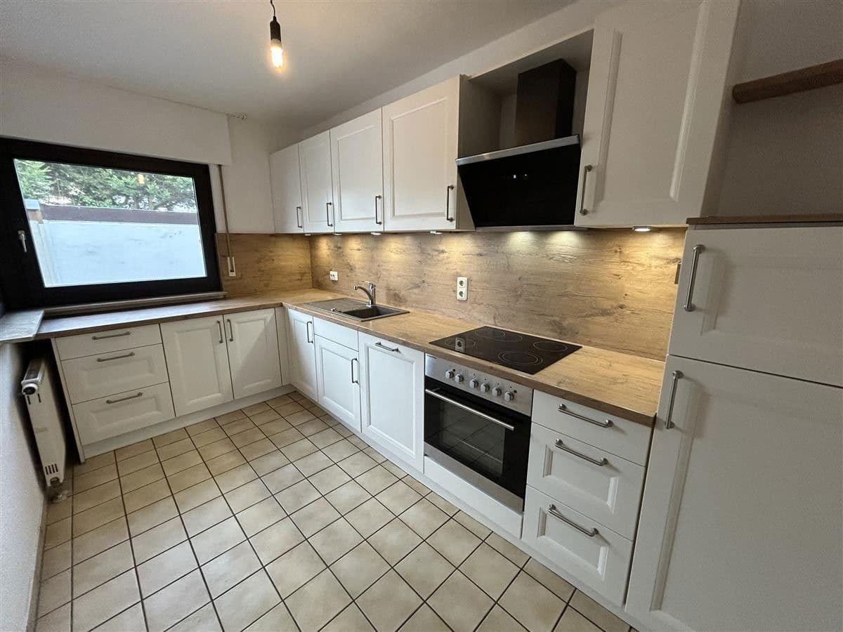 Prenájom domu 127 m², pozemek 100 m², Hanau, Hesensko Prenájom domu 127 m², pozemek 100 m², Hanau, Hesensko