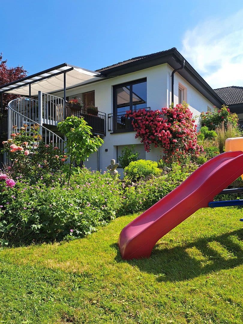 Predaj domu 212 m², pozemek 941 m², Hamm, Severné Porýnie - Westfálsko Predaj domu 212 m², pozemek 941 m², Hamm, Severné Porýnie - Westfálsko