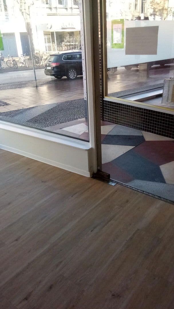 Prenájom nebytového priestoru 210 m², Mühlenstraße 56, Lübeck, Šlezvicko-Holštajnsko Prenájom nebytového priestoru 210 m², Mühlenstraße 56, Lübeck, Šlezvicko-Holštajnsko