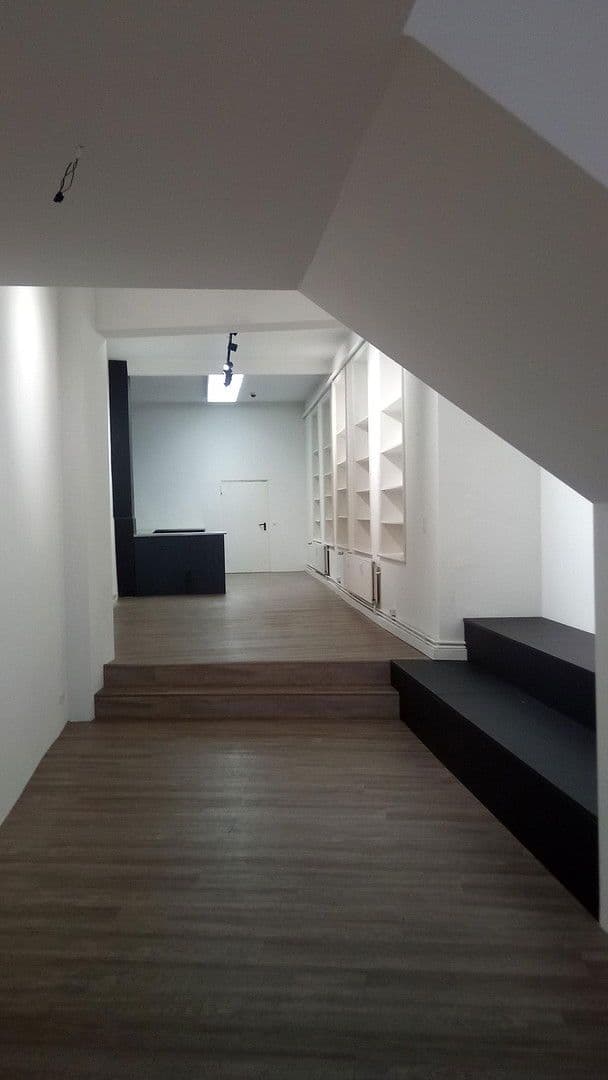 Prenájom nebytového priestoru 210 m², Mühlenstraße 56, Lübeck, Šlezvicko-Holštajnsko Prenájom nebytového priestoru 210 m², Mühlenstraße 56, Lübeck, Šlezvicko-Holštajnsko