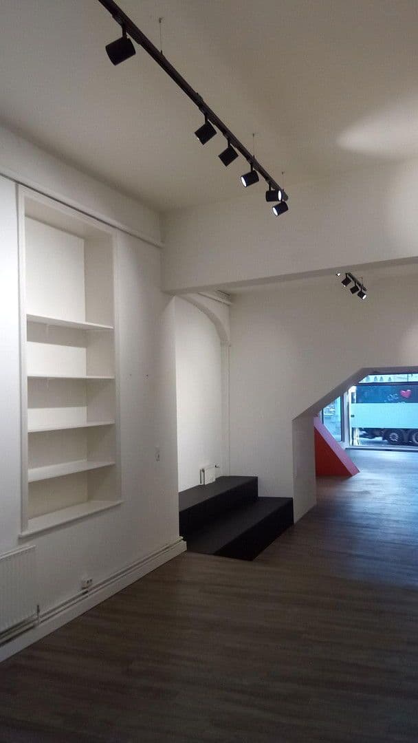 Prenájom nebytového priestoru 210 m², Mühlenstraße 56, Lübeck, Šlezvicko-Holštajnsko Prenájom nebytového priestoru 210 m², Mühlenstraße 56, Lübeck, Šlezvicko-Holštajnsko