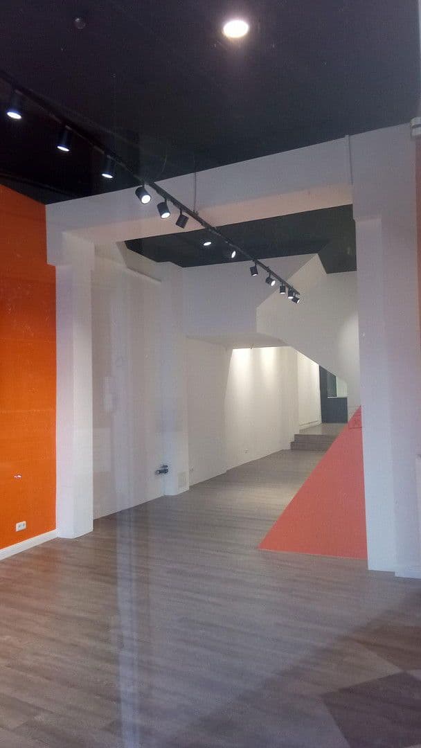 Prenájom nebytového priestoru 210 m², Mühlenstraße 56, Lübeck, Šlezvicko-Holštajnsko Prenájom nebytového priestoru 210 m², Mühlenstraße 56, Lübeck, Šlezvicko-Holštajnsko