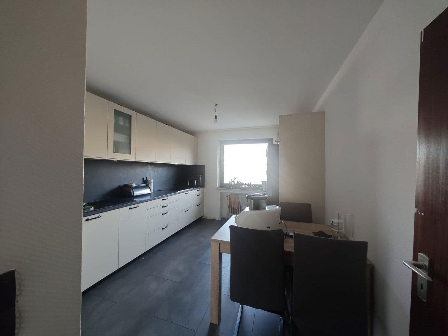 Predaj bytu 2-izbový 82 m², Liebigstraße 19, Neuss, Severné Porýnie - Westfálsko Predaj bytu 2-izbový 82 m², Liebigstraße 19, Neuss, Severné Porýnie - Westfálsko