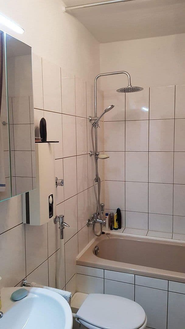 Prenájom bytu 3-izbový 55 m², Palmbuschweg 35, Essen, Severné Porýnie - Westfálsko Prenájom bytu 3-izbový 55 m², Palmbuschweg 35, Essen, Severné Porýnie - Westfálsko