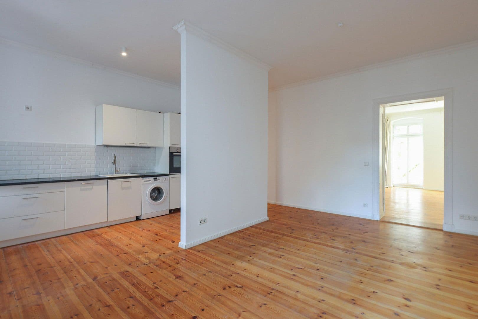 Predaj bytu 3-izbový 86 m², Berlin, Berlín Predaj bytu 3-izbový 86 m², Berlin, Berlín