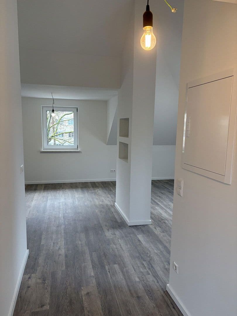 Prenájom bytu 2-izbový 68 m², Kienhorststr. 103A, Berlin, Berlín Prenájom bytu 2-izbový 68 m², Kienhorststr. 103A, Berlin, Berlín