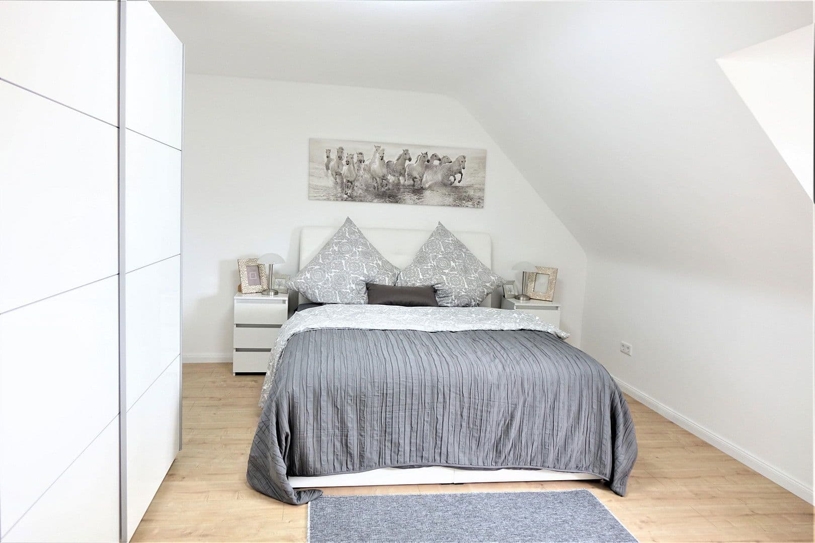 Prenájom bytu 3-izbový 85 m², Herzogenriedstraße 23, Mannheim, Bádensko-Wurttembersko Prenájom bytu 3-izbový 85 m², Herzogenriedstraße 23, Mannheim, Bádensko-Wurttembersko