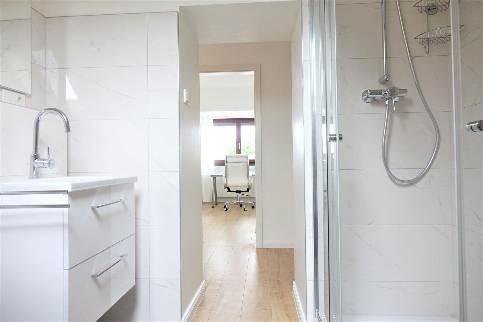 Prenájom bytu 3-izbový 85 m², Herzogenriedstraße 23, Mannheim, Bádensko-Wurttembersko Prenájom bytu 3-izbový 85 m², Herzogenriedstraße 23, Mannheim, Bádensko-Wurttembersko