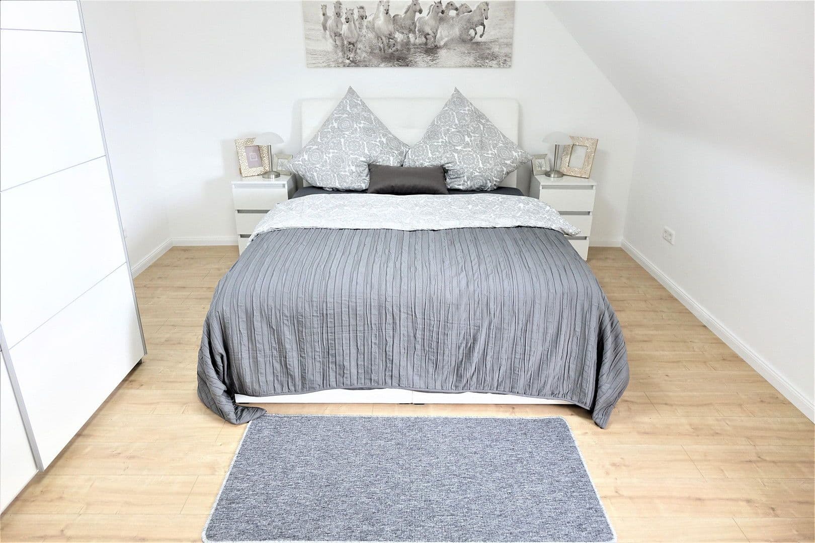 Prenájom bytu 3-izbový 85 m², Herzogenriedstraße 23, Mannheim, Bádensko-Wurttembersko Prenájom bytu 3-izbový 85 m², Herzogenriedstraße 23, Mannheim, Bádensko-Wurttembersko